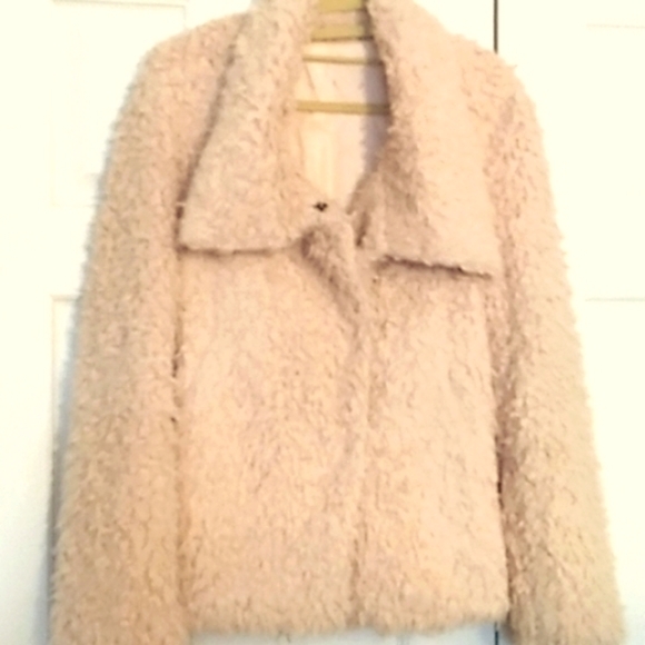 Statement Jacket! - Picture 2 of 7